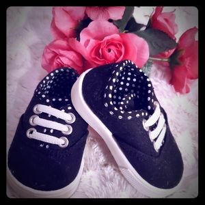 👶NWOT Baby Shoes